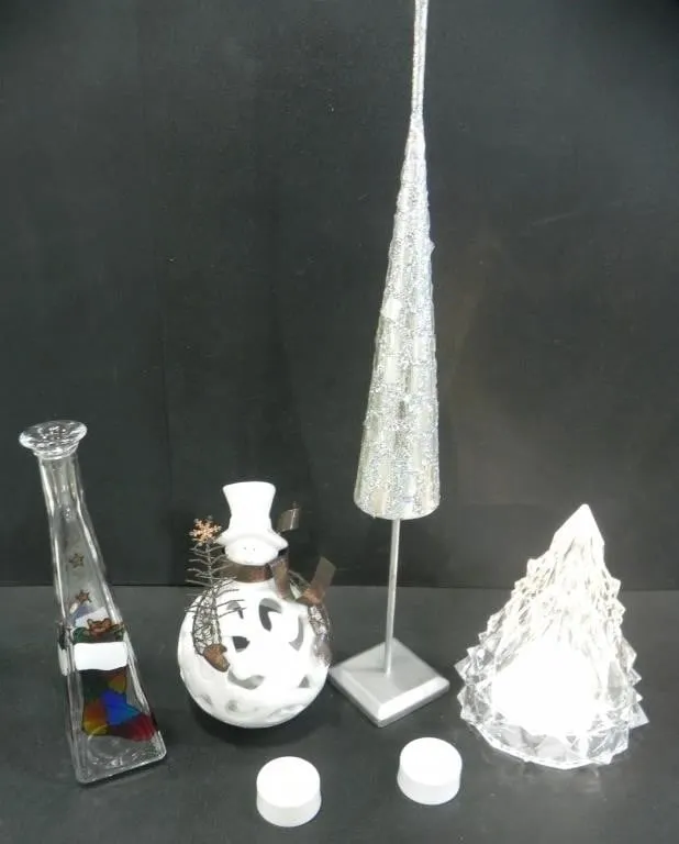 ASSORTED CHRISTMAS TABLE TOP DECO