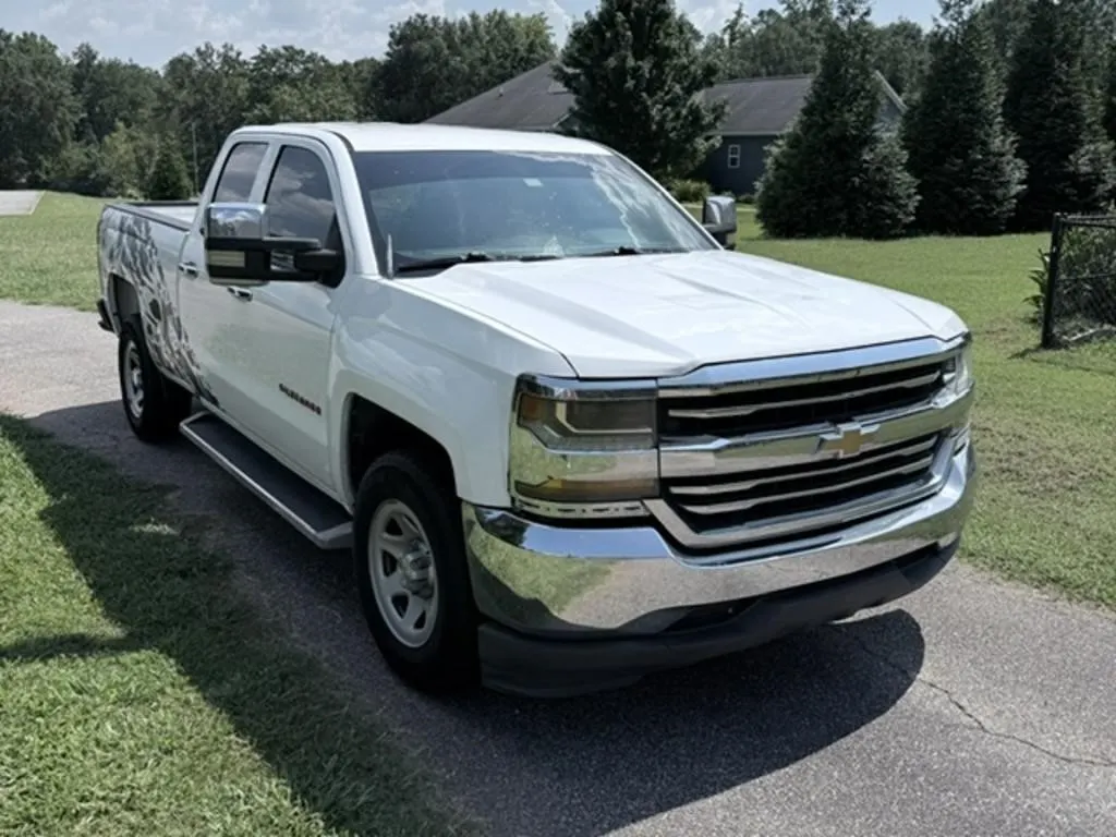 2017 CHEVROLET SILVERADO 1500 - VIN #1GCRCNEH5HZ21