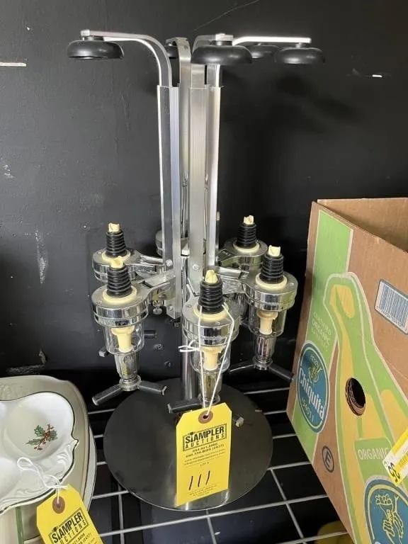 6-SHOT POUR MACHINE