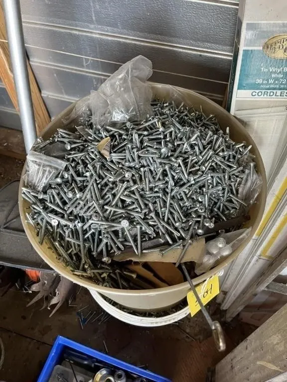 BUCKETS NAILS & SCREWS (LOCATED IN HOLLYWOOD, FL)