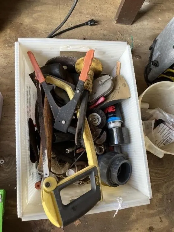 1- BOX / 1- BUCKET - ASSORTED TOOLS - BRAKE CLEANE