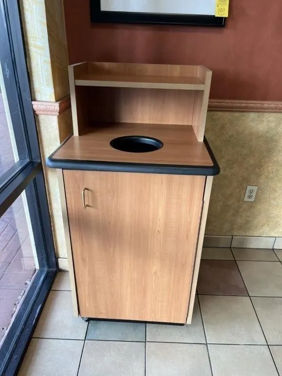 WOOD-TONE TRASH RECEPTACLE