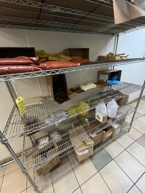 LOT CONDIMENTS & FOOD ITEMS ***REMAINING CONTENTS