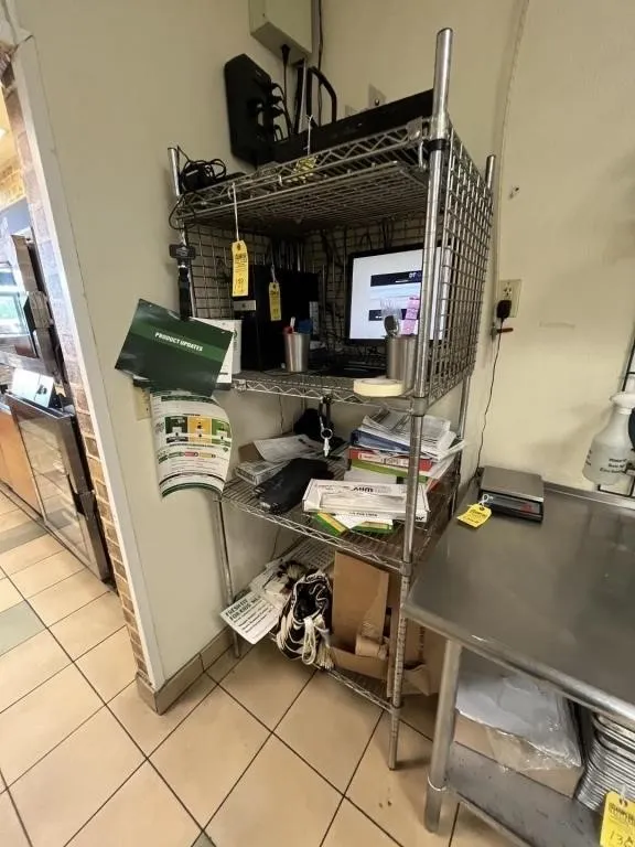 SQUARE METRO RACK