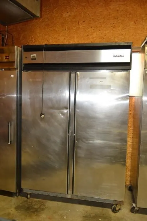 Working unit two door foster cooling unit