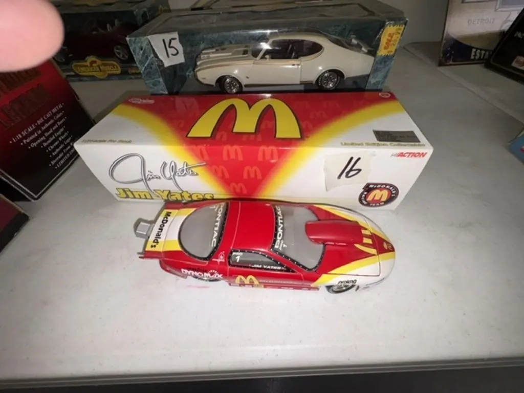 JIM YATES PONTIAC RACE CAR