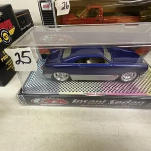 INSANI SEDAN
