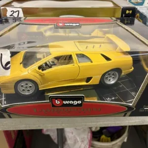 LAMBORGHINI DIABLO 1990