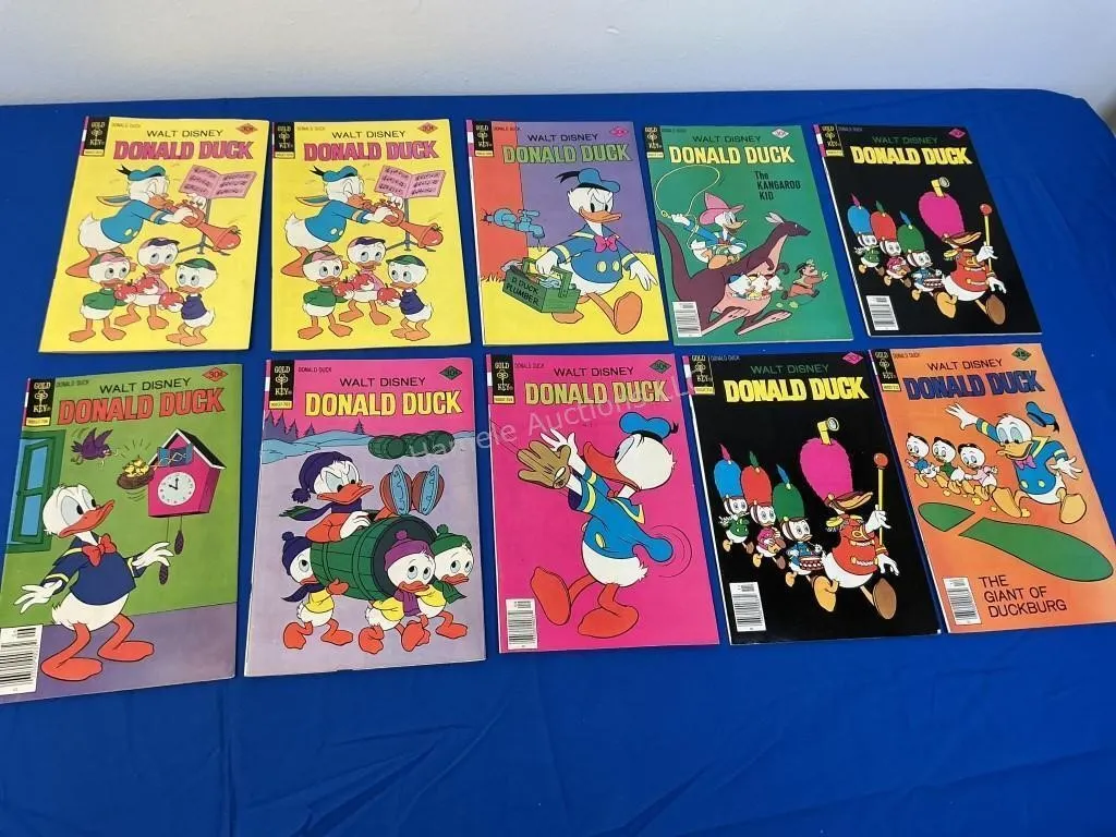 10 Gold Key Comics - Donald Duck - 1976-77 issues