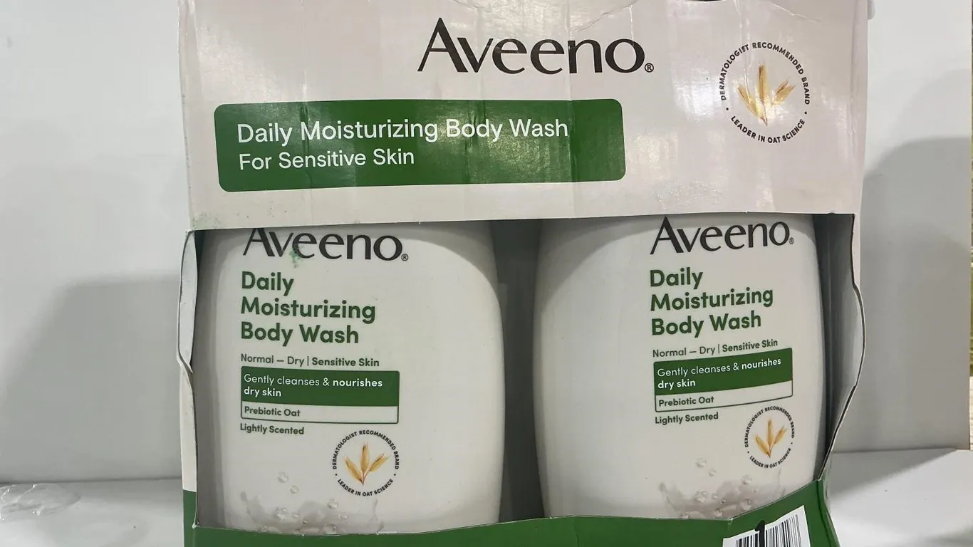 Aveeno Daily Moisturizing Body Wash 33oz 2pk