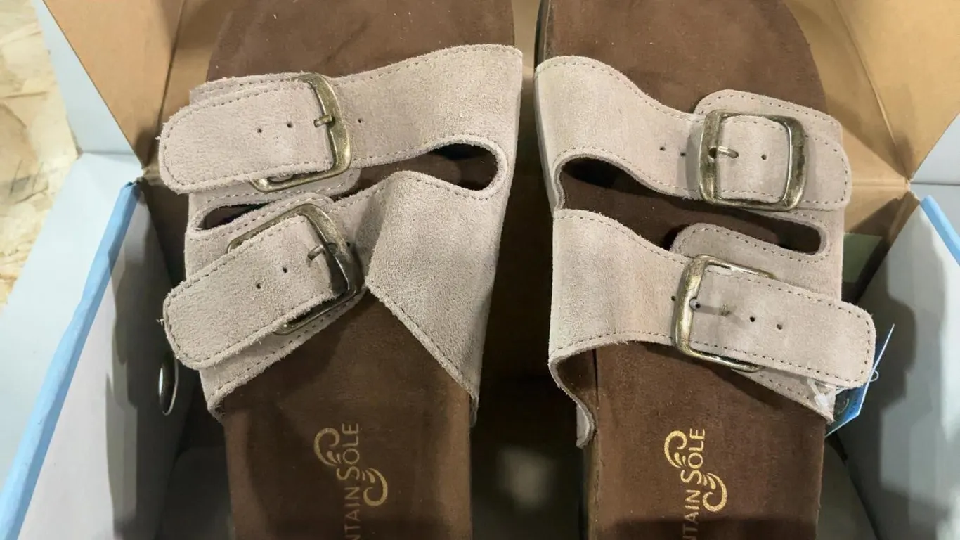 Mountain Sole Womens Double Buckle Sandals Beige