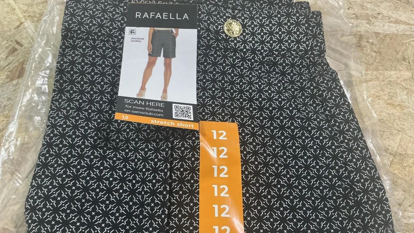 Rafaella Stretch Shorts Geometric Size 12