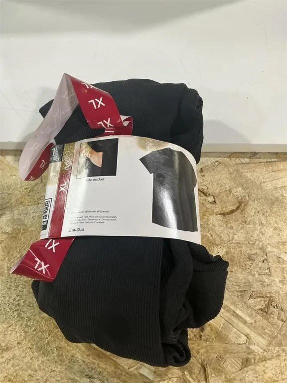 Black Ribbed Leggings With Side Pocket Size XL