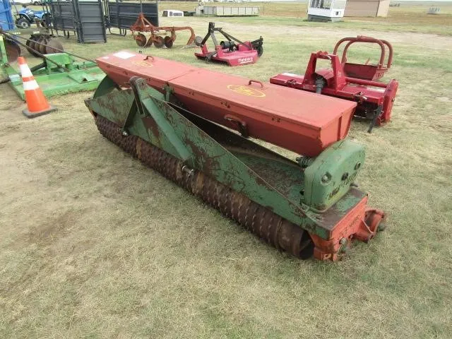 Brillion 3-Pt Seeder