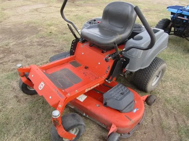 Husqvarna RZ5426 Zero Turn Mower