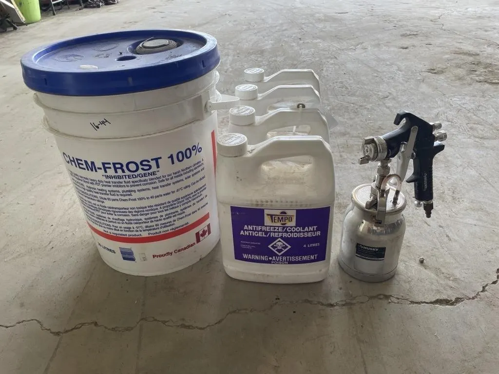 4 NEW 4L Jugs Antifreeze, 45 psi Siphon Feed