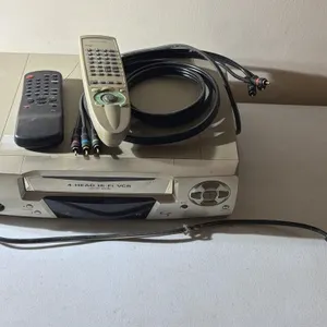 Sanyo VCR with remote