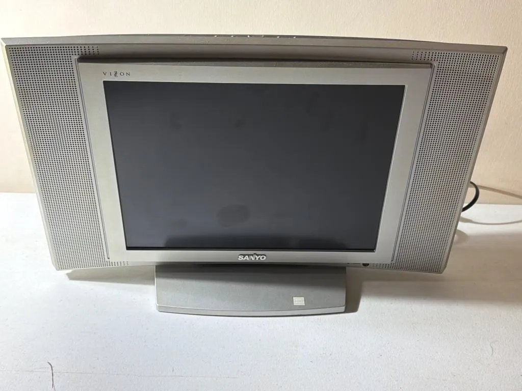 Sanyo 15 Inch Flat TV