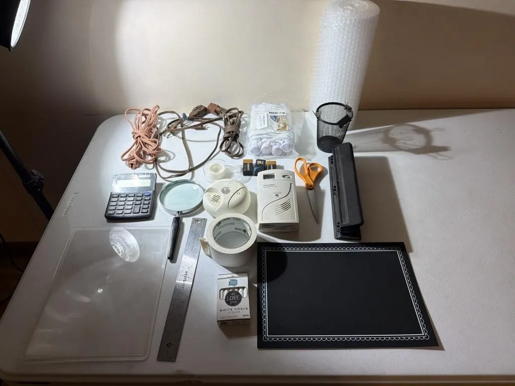 Extension Cords, Bed Rope Ladder, Bubble Wrap,