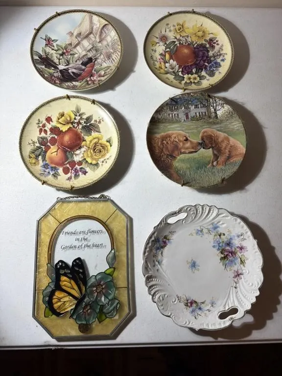 Decorative Plates- Robin, Fruit, Golden