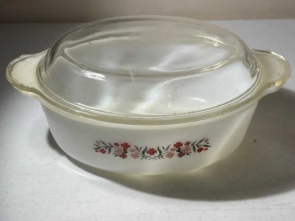 Fire King Oval Milk Glass 1-1/2 QT Primrose
