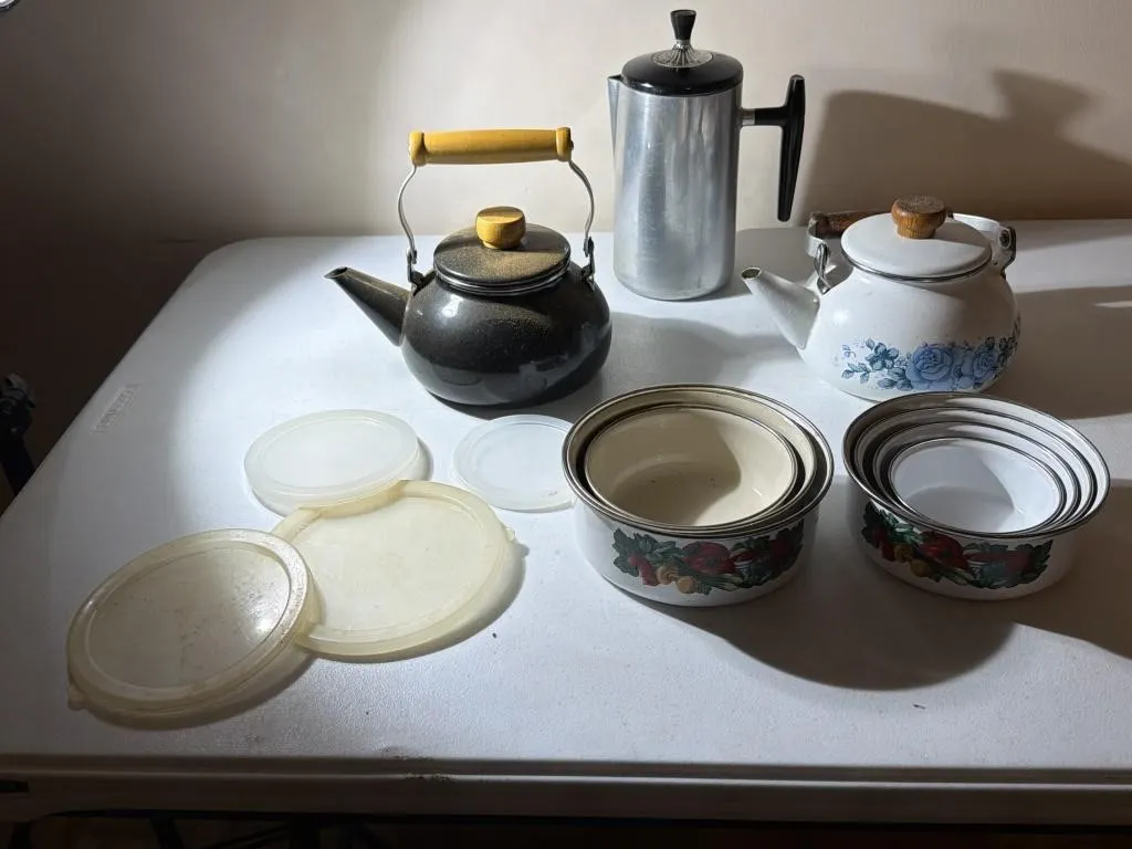Wear-Ever aluminum stovetop percolator, Lincoware