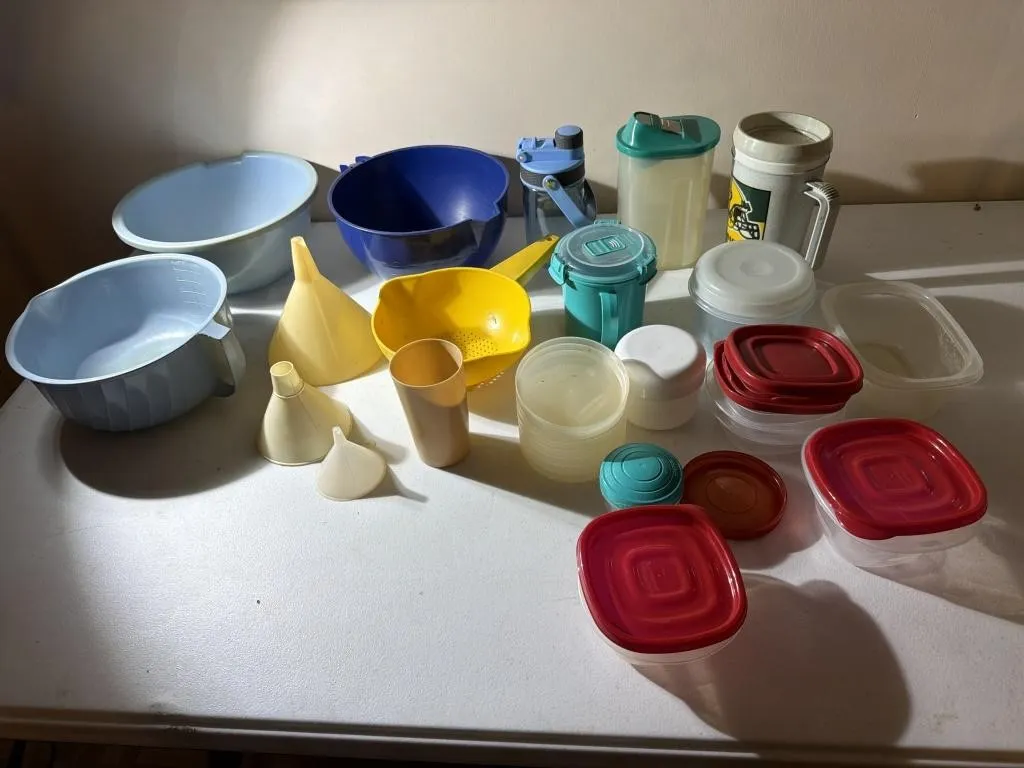 Plastic Ware- Mixing Bowls with Spouts, Storage