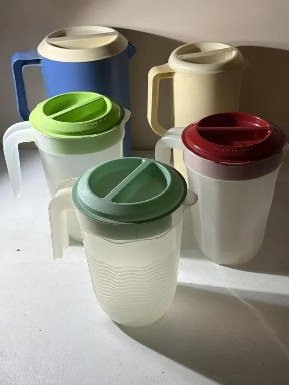 Beverage Pitchers