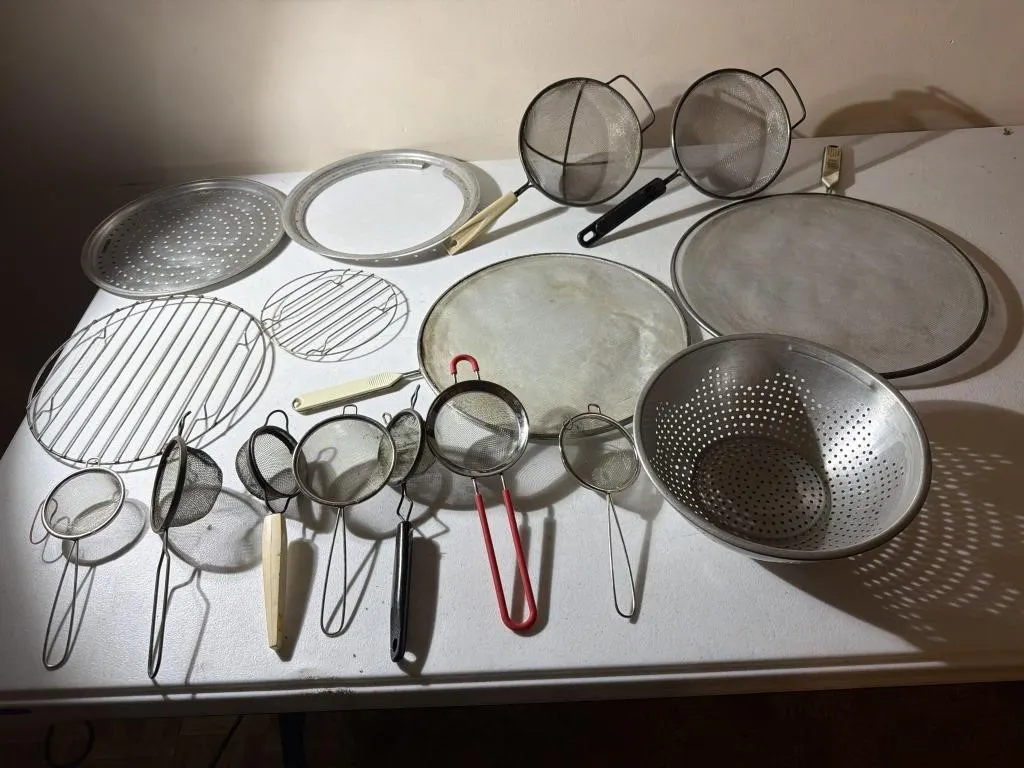 Screens, Cooling Racks, Mesh Strainers, Steamer