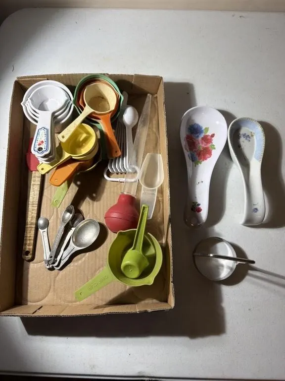Spoon Rests, Measuring Cups, Measuring Spoons,