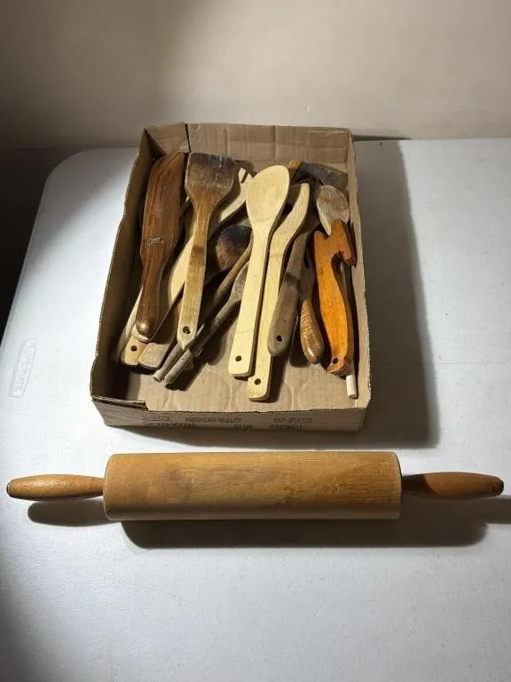 Wooden rolling pin- Thorpe Rolling Pin Co.-