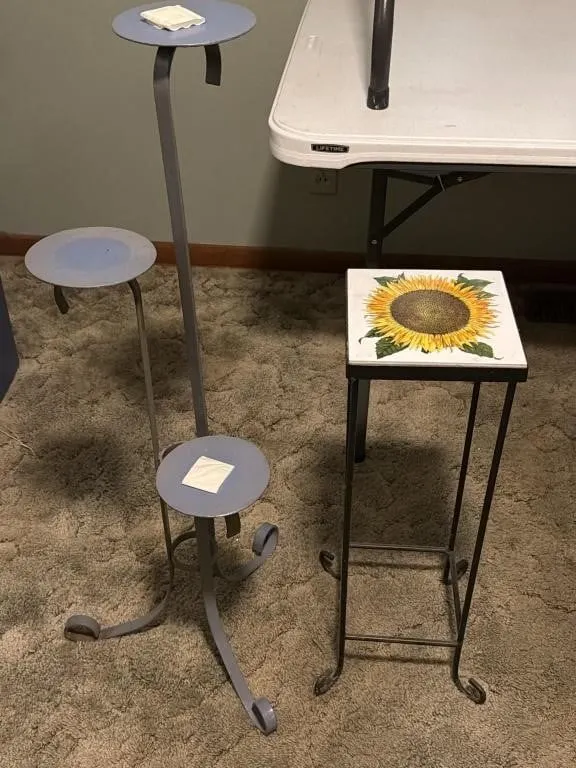 Iron Leg Fern Stand with Sunflower Tile, 8x8x26,