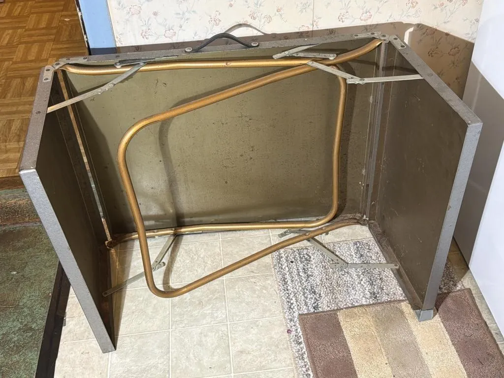 Metal Folding Table 60x24x27