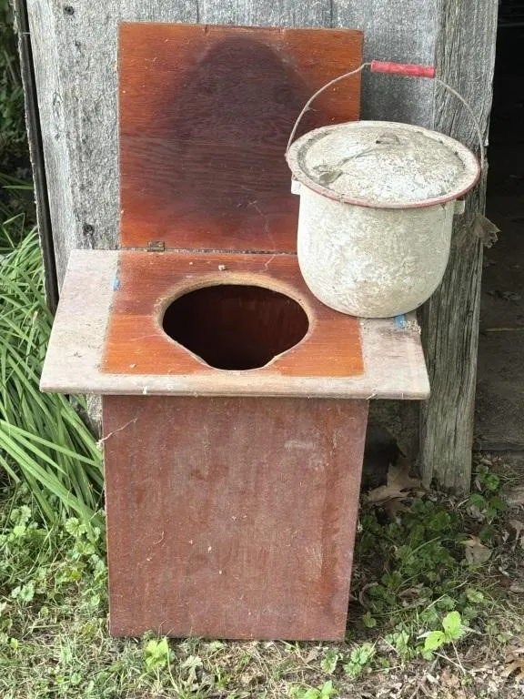 Wooden Commode Chair with Enamel Ware Chamber Pot