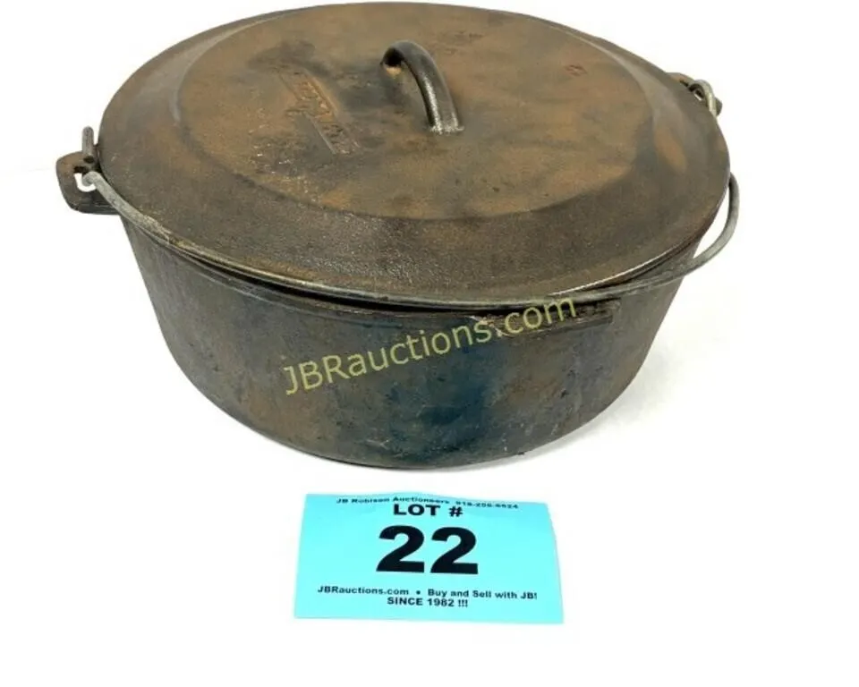 CAMP CHEF 12 DUTCH OVEN CAST IRON