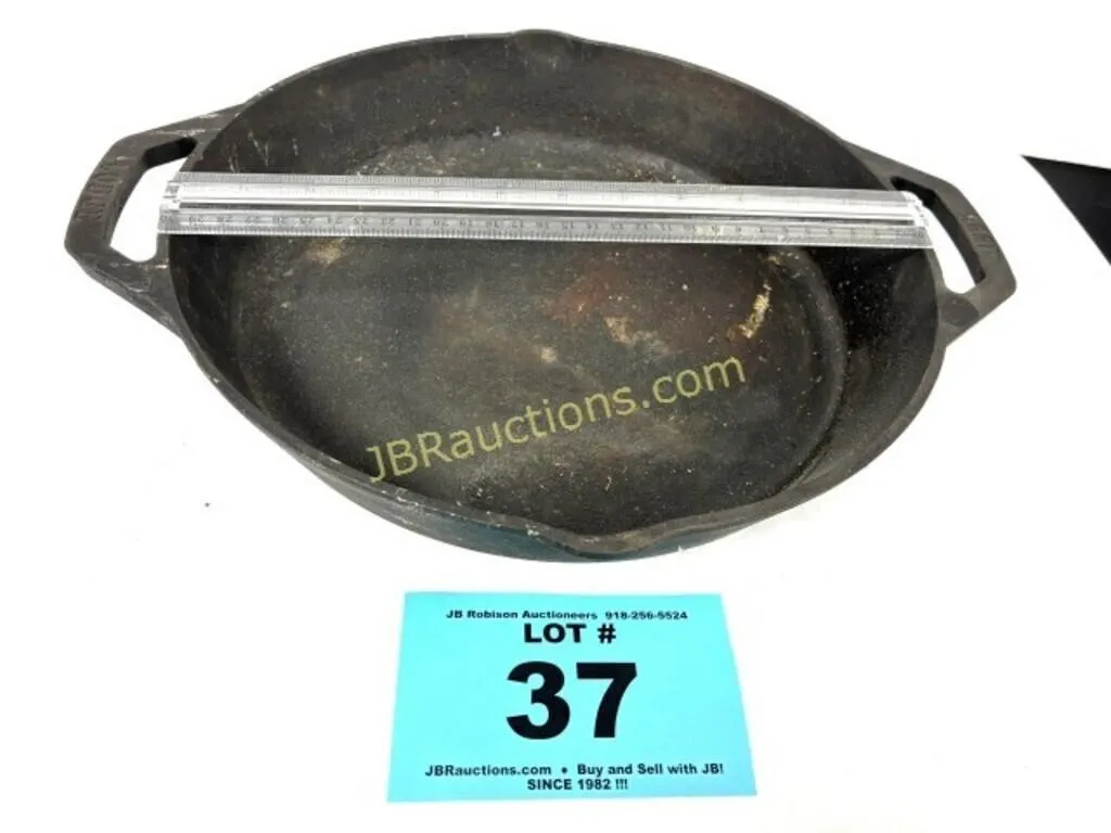 LODGE 2 CAST IRON 10SKL SKILLET HANDLED 1896