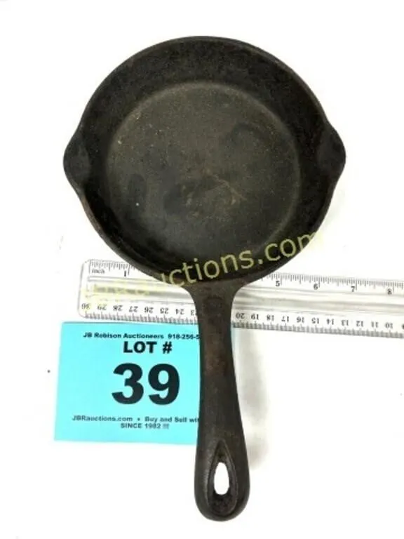 CAST IRON SMALL PAN MIC