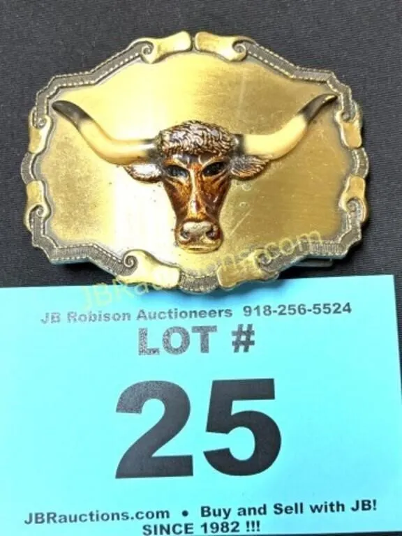 VINTAGE COLLECTOR BULL BELT BUCKLE