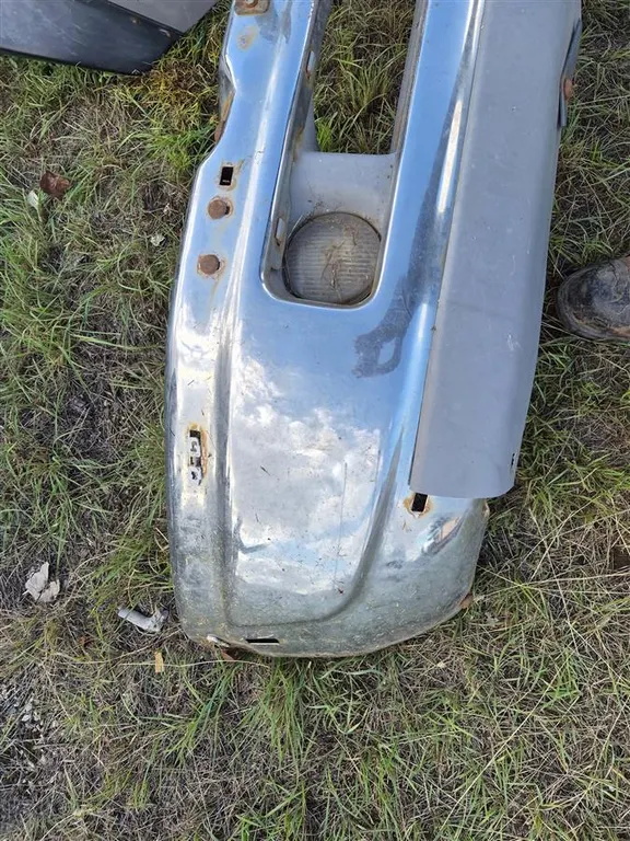 Dodge Chrome Front Bumper Assembly
UNRESERVED