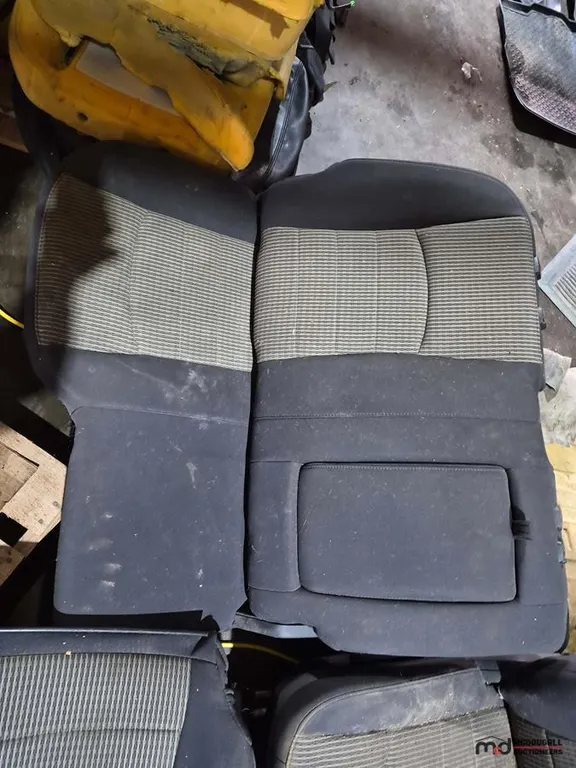 Dodge 09-18 Vehicle Seats
UNRESERVED