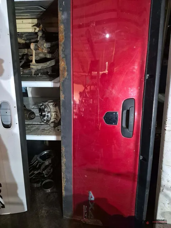 02-08 Dodge Metallic Red Pickup Tailgate
UNRESERVED