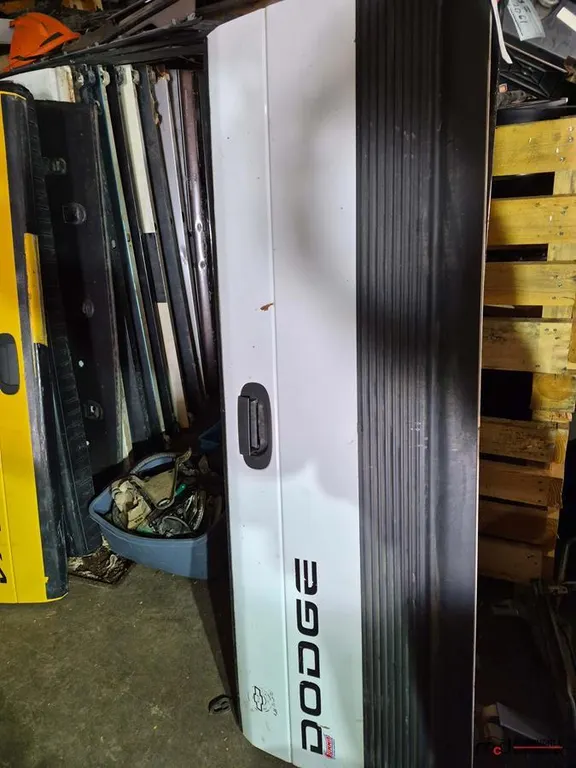 Dodge Pickup Tailgate
UNRESERVED
