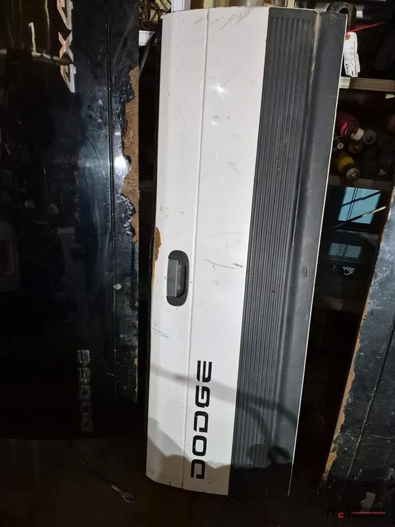 2006 Dodge Pickup Tailgate
UNRESERVED