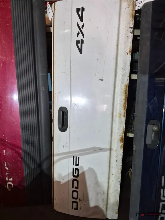 94-02 Dodge Pickup Tailgate
UNRESERVED