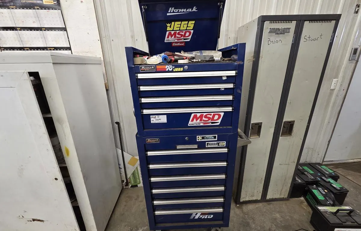 Homak Professional Rolling Tool Chest w/ Contents
UNRESERVED