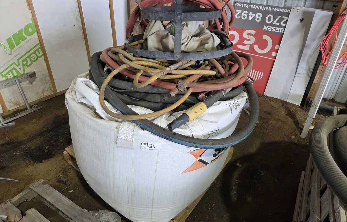 Bulk Lot of Industrial Hoses & Blast Accessories
UNRESERVED