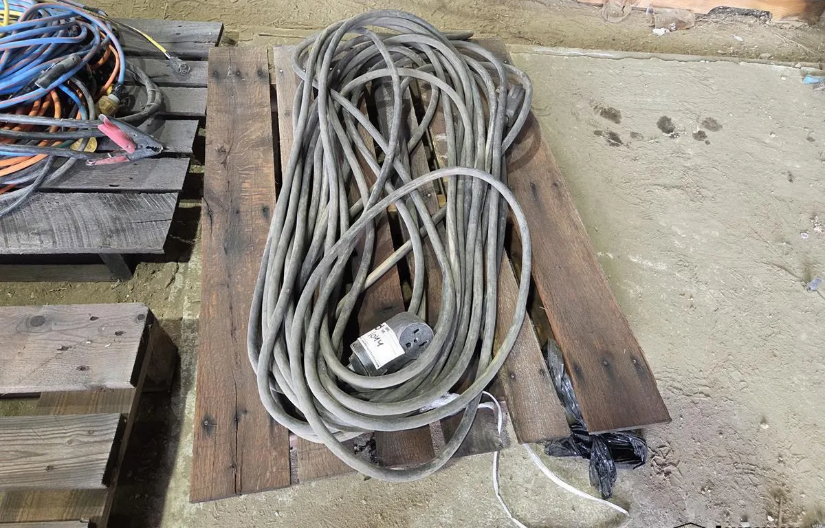 50A 250V Heavy-Duty Extension Cord
UNRESERVED