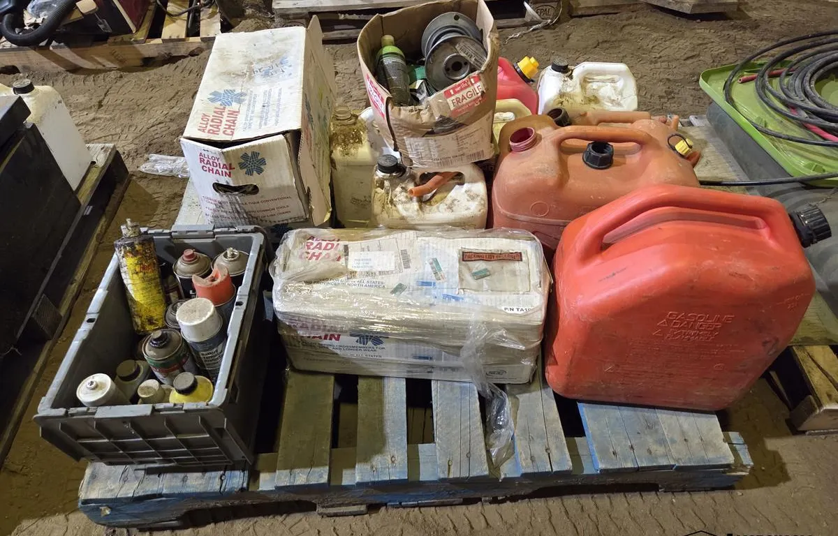 Assorted Shop Supplies & Fuel Containers
UNRESERVED