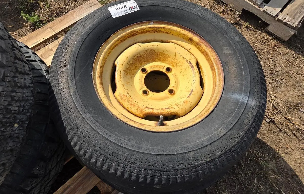 (4) Assorted Tires on Steel Rims
UNRESERVED