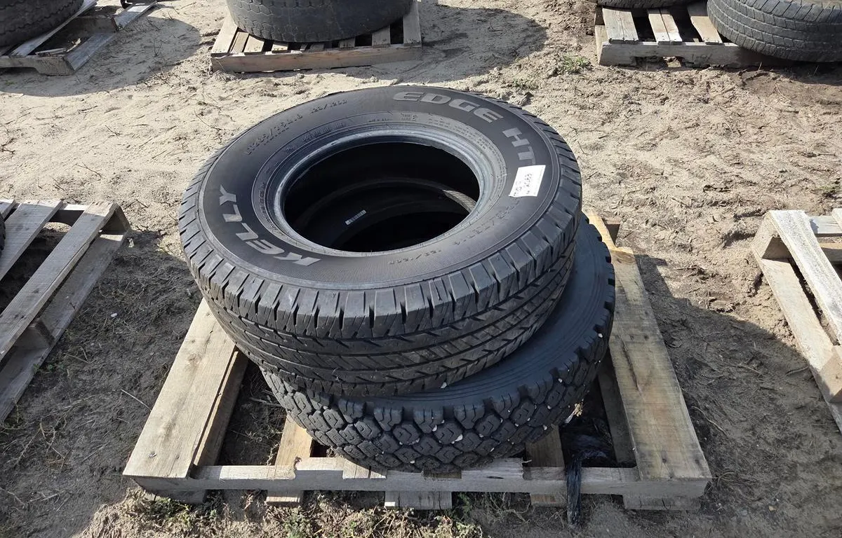 (2) Assorted Kelly & Westlake Tires
UNRESERVED